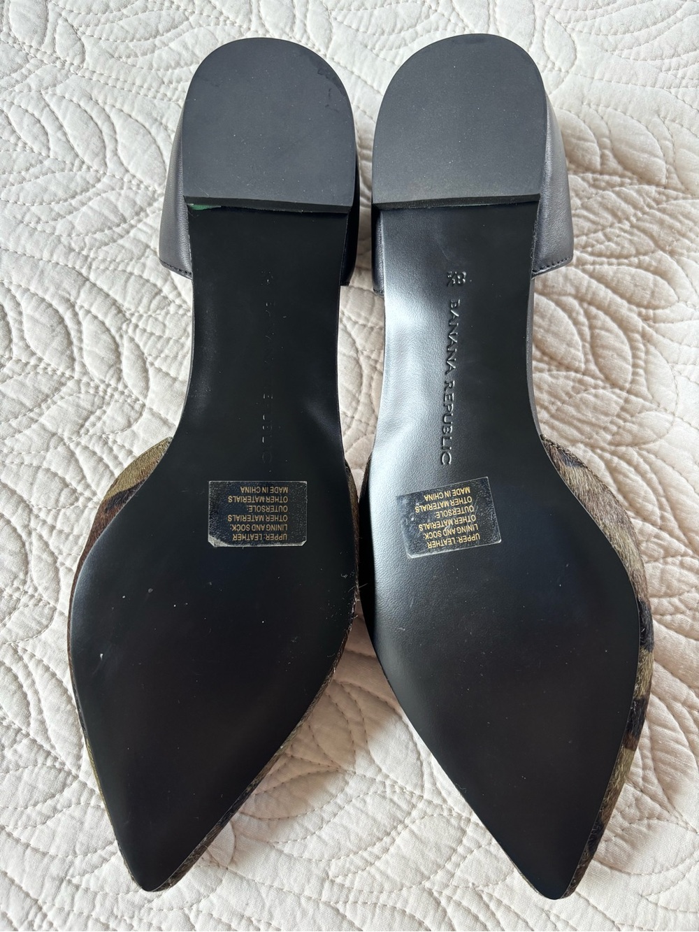 NIB - Banana Republic Calf Hair D’Orsay Camo Flats - Picture 4 of 8